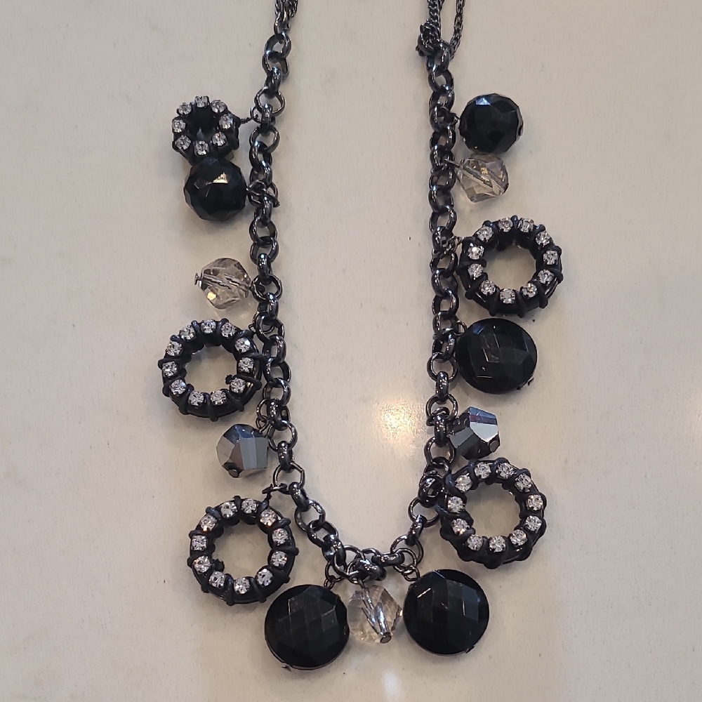 Jennifer Lopez Black and Silver Statement Necklace